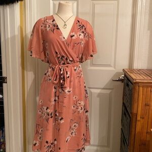 Torrid V-neck, chiffon, peach, white, flowered, floaty sleeve dress